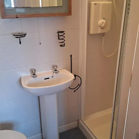 4 Bed House Ideal To Explore & The West * גלוואיי