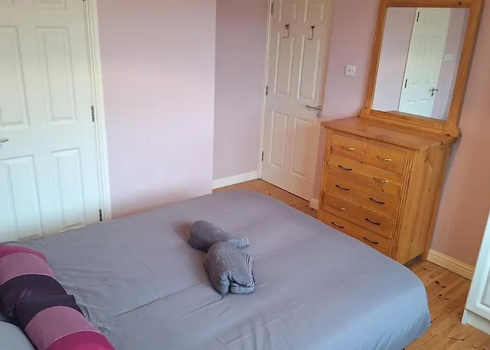 Дом отдыха 4 Bed House Ideal To Explore & The West *